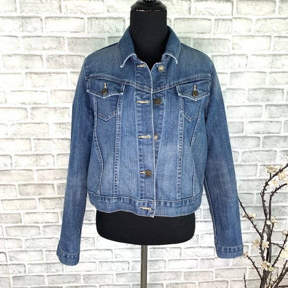 Hand Embroidered Love Each Other Denim Jacket - Picture 3 of 8